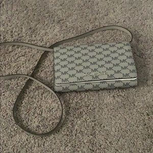 Super cute MK wallet crossbody!